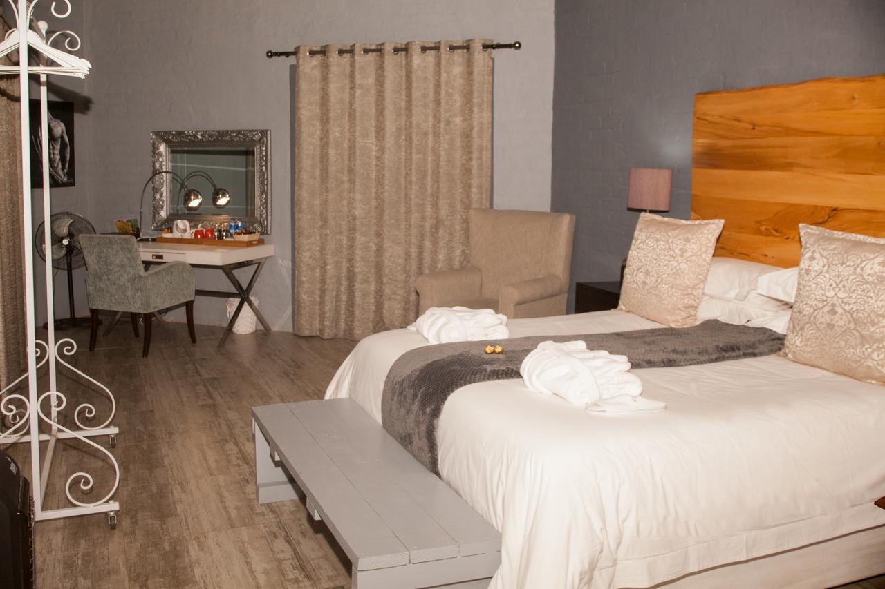Rooiberg Safaris Villa Vyversrus Bagian luar foto